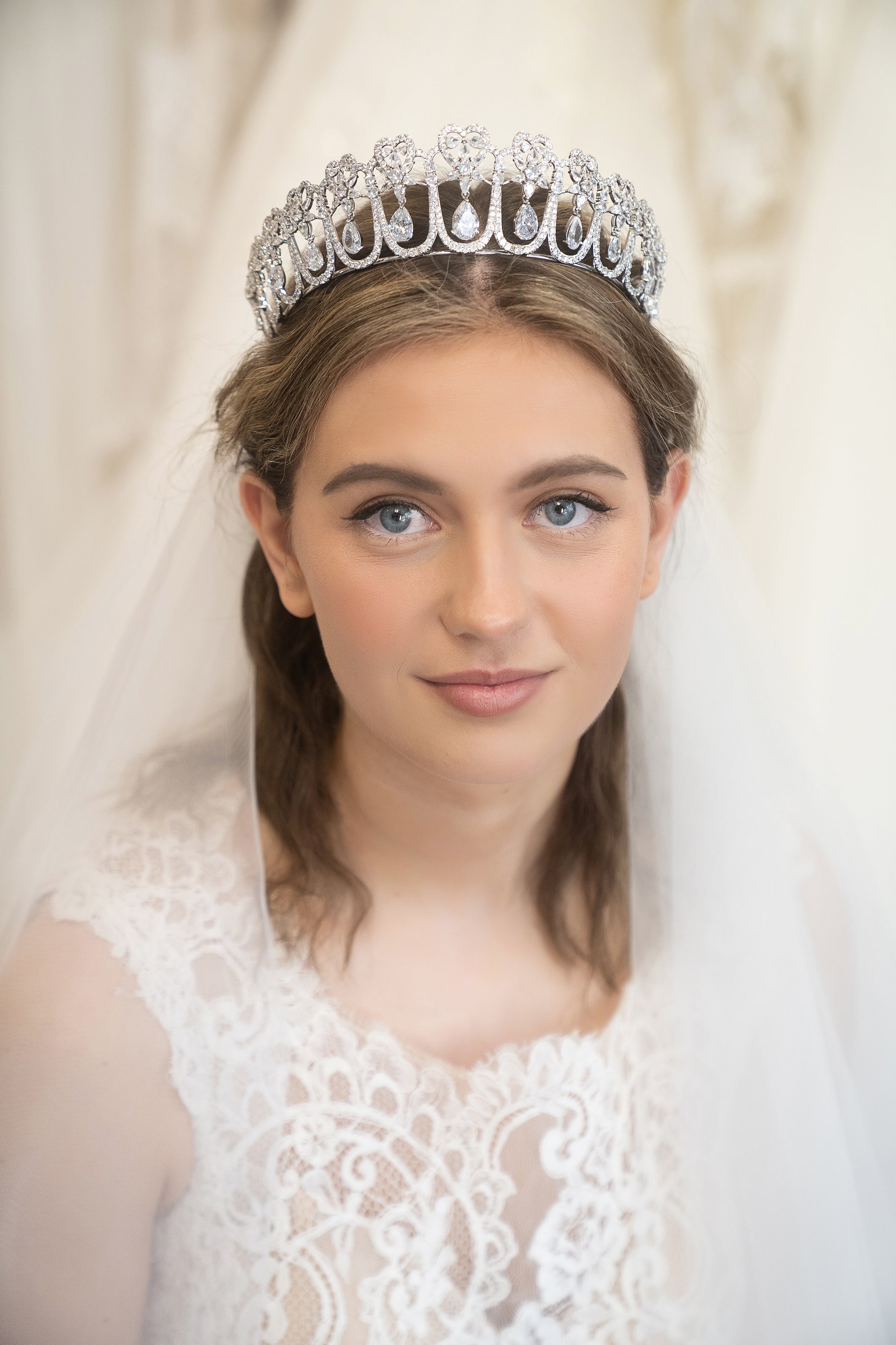 Regal Hearts and Teardrops Tiara - Sparkling Zirconia Crown for Weddings and Pageants