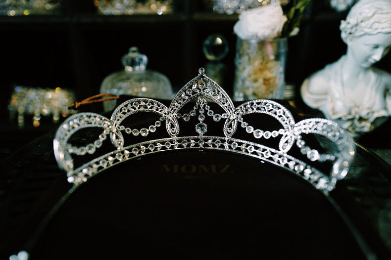 Baroque Grandeur: 24k Gold-Plated Tiara with Natural Zircon - A Bridal Crown of Splendor