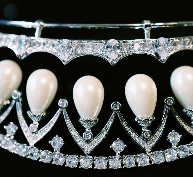 Elegant Pearl and Zirconia Tiara - Regal Wedding Crown