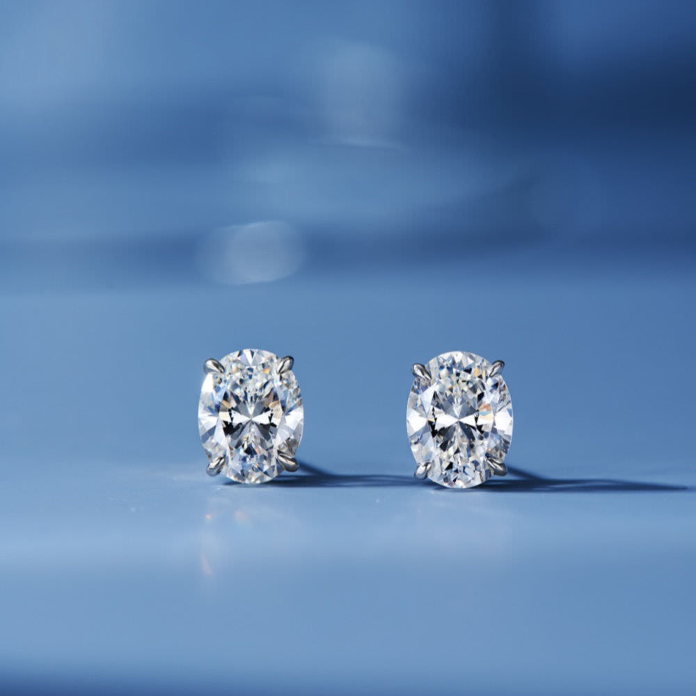 Classic 2-Carat Oval-Cut Zircon Stud Earrings in S925 Sterling Silver