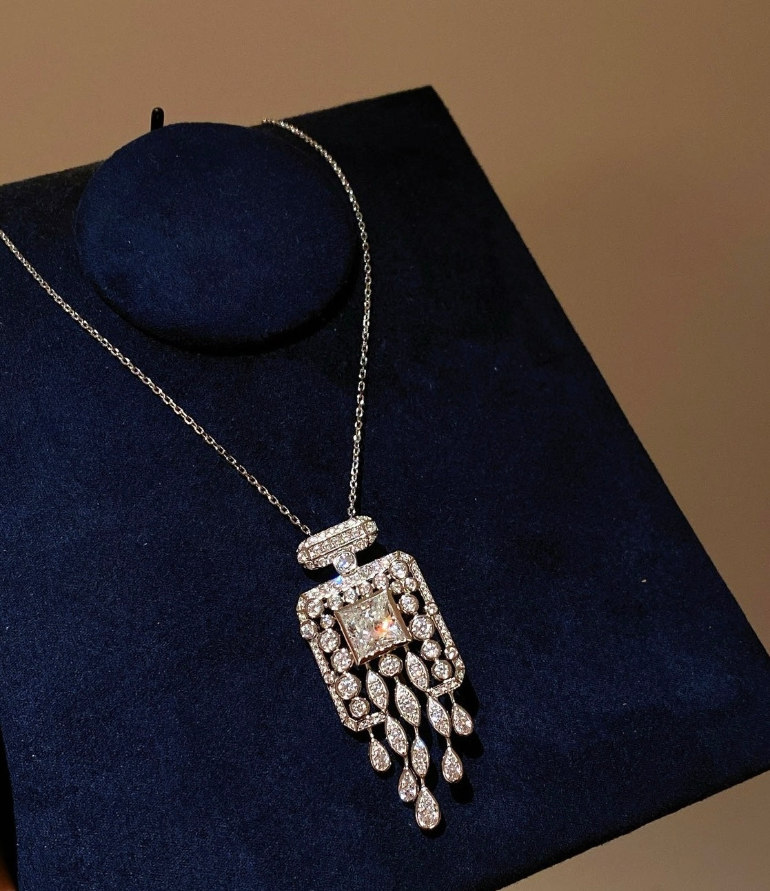 Exquisite 4CT Zircon Convertible Necklace & Brooch
