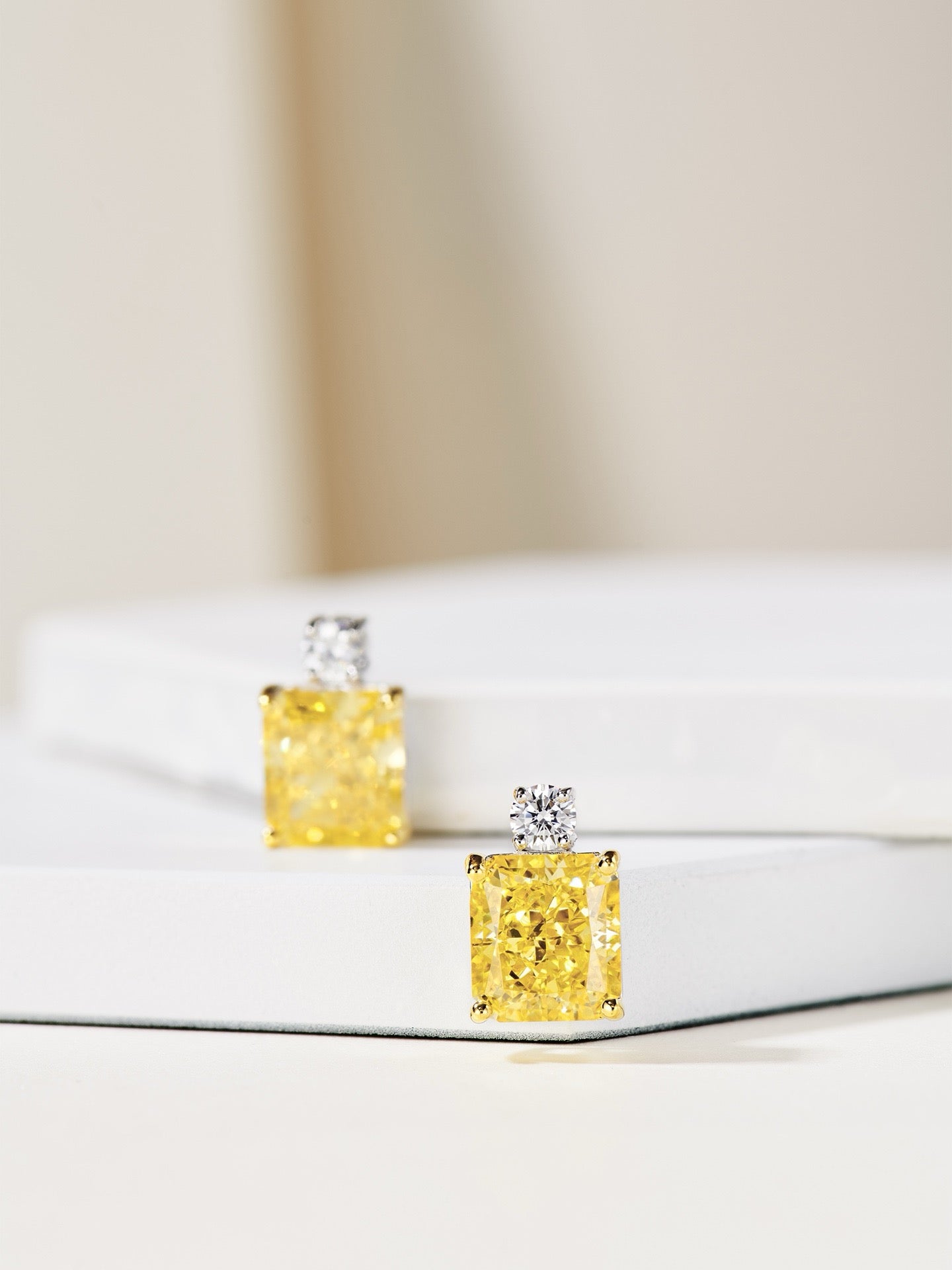 Dazzling Yellow Diamond Necklace and Earrings Set