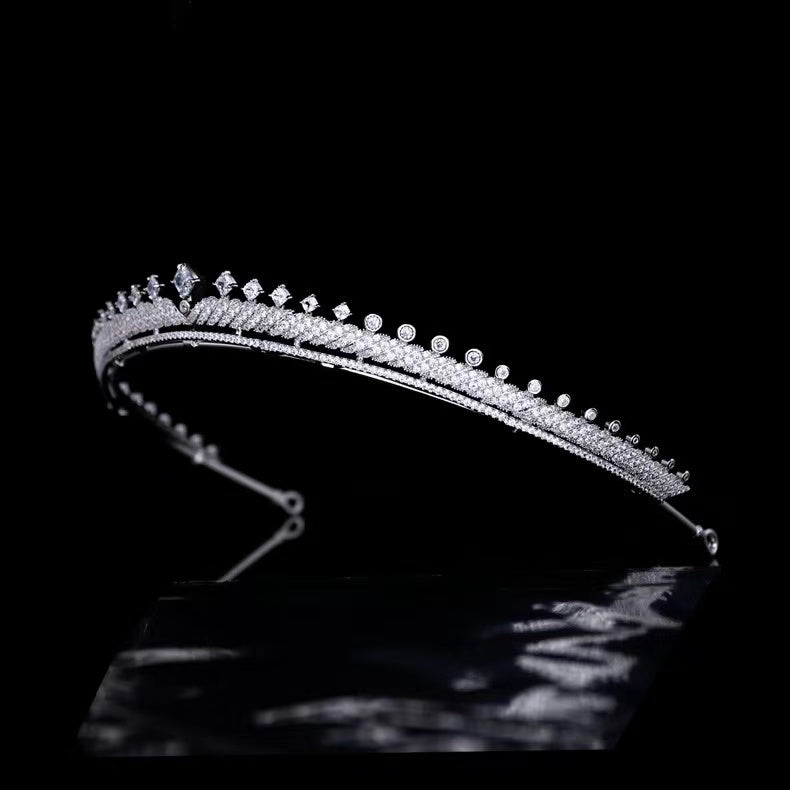 Exquisite Bridal Tiara with Natural Zircon - White Gold Plated, Elegant Wedding Headpiece - Ideal Wedding Gift