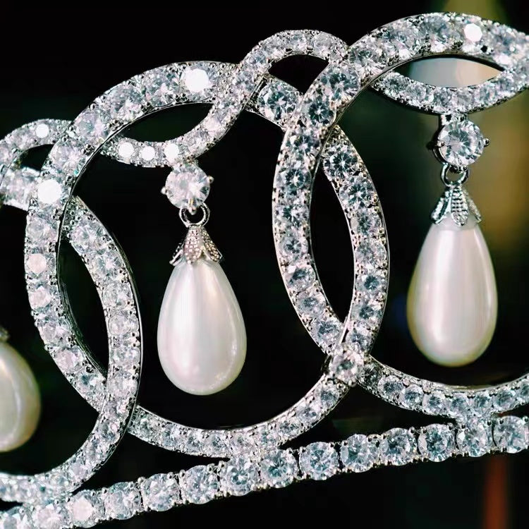 Luxurious Royal Family Tiara - Inspired by Queen Elizabeth Crown, Pearl & Zircon, 24K White Gold Plated