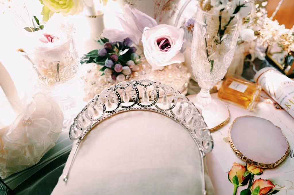 Luxurious Royal Family Tiara - Inspired by Queen Elizabeth Crown, Pearl & Zircon, 24K White Gold Plated